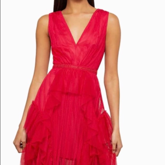 AZRIA TIERED TULLE SLEEVELESS V-NECK A-LINE GOWN - Picture 1 of 2